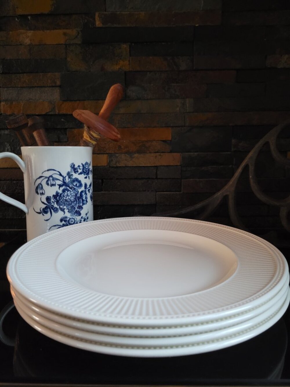 Wedgwood Windsor Cream Ribbed Dinner Plates-Set of 4 (Vintage England)